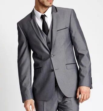 Jual jas pria dengan konsep tailor made, dibuat khusus untuk satu pelanggan, eksklusif dan pas pada postur tubuh.